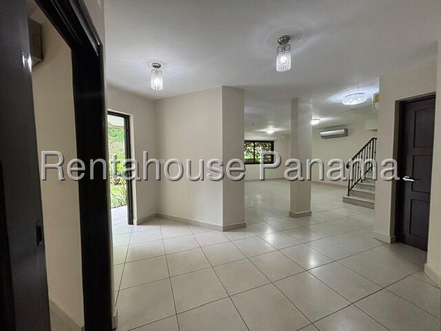 Amazing House - Exclusiva Casa en el Embassy Club